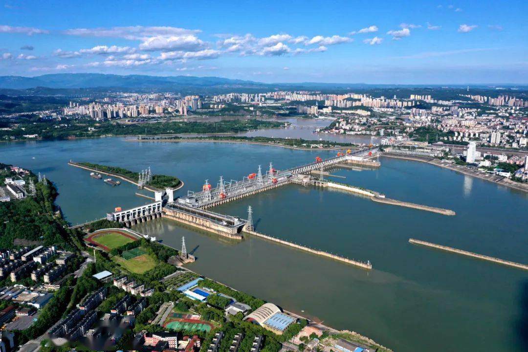 葛洲坝是什么(葛洲坝是什么时候建的)